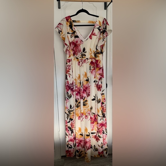 A.Byer White Floral Maxi Dress - Picture 4 of 8